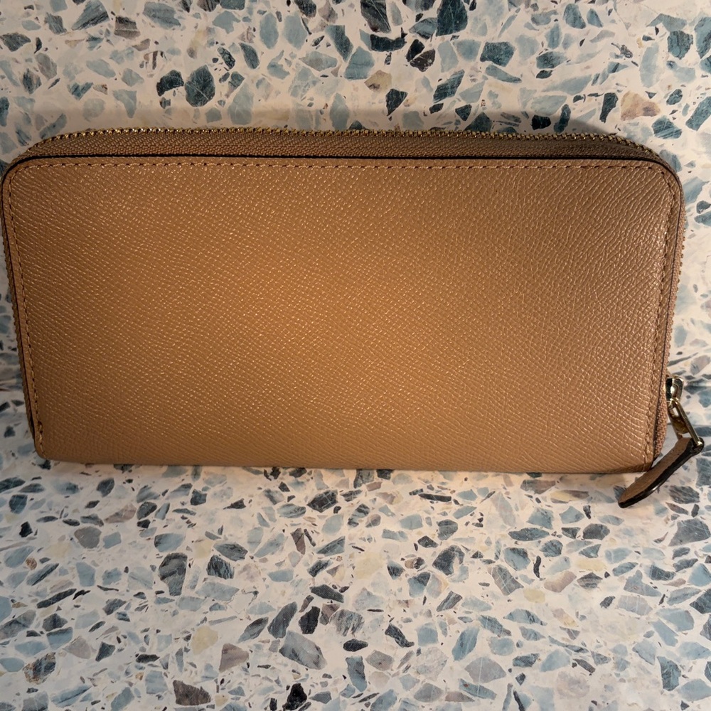 Coach Zip Around Accordion Wallet Taupe Saffiano Leather Gold Hardware - Picture 2 of 6